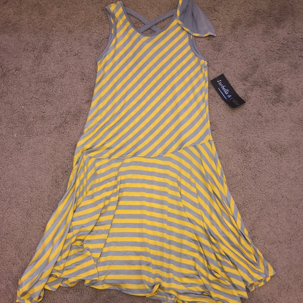 Cute yellow and grey flowy sun dress